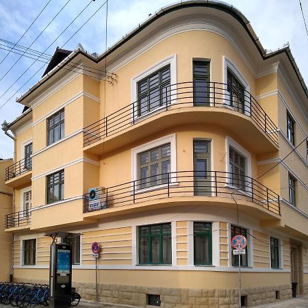 Апартаменты Mansarda Клуж-Напока Экстерьер фото